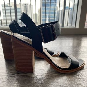 Steve Madden Chunky Heel, Size 9.5